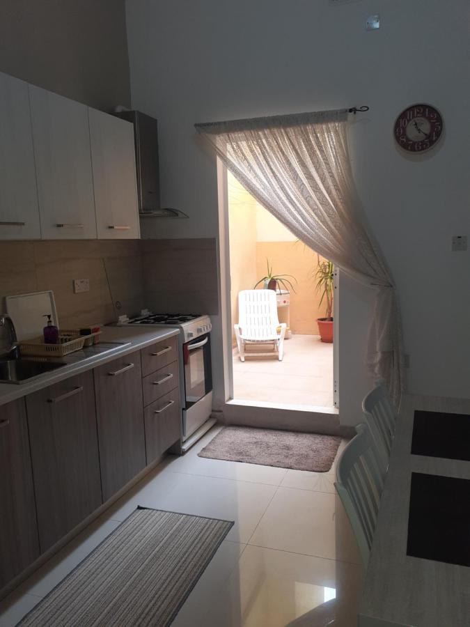 Cosy Apartment By The Sea Birżebbuġa Exterior foto